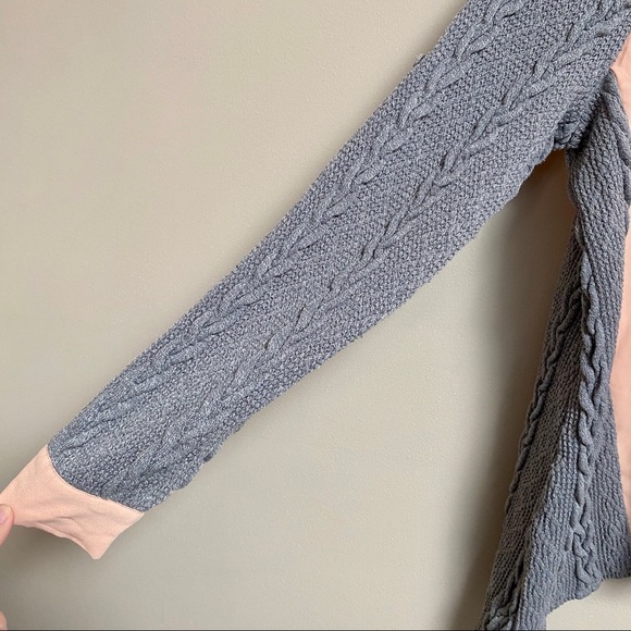 Hommage from Los Angeles mixed media top - Picture 3 of 8